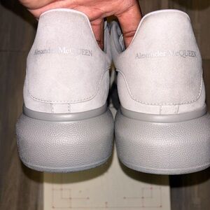 Alexander McQueen grey trainers #luxury-shoes #size42 #size9